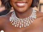 Luxo e riqueza! Famosas apostam em acessórios poderosos no tapete vermelho do  SAG Awards